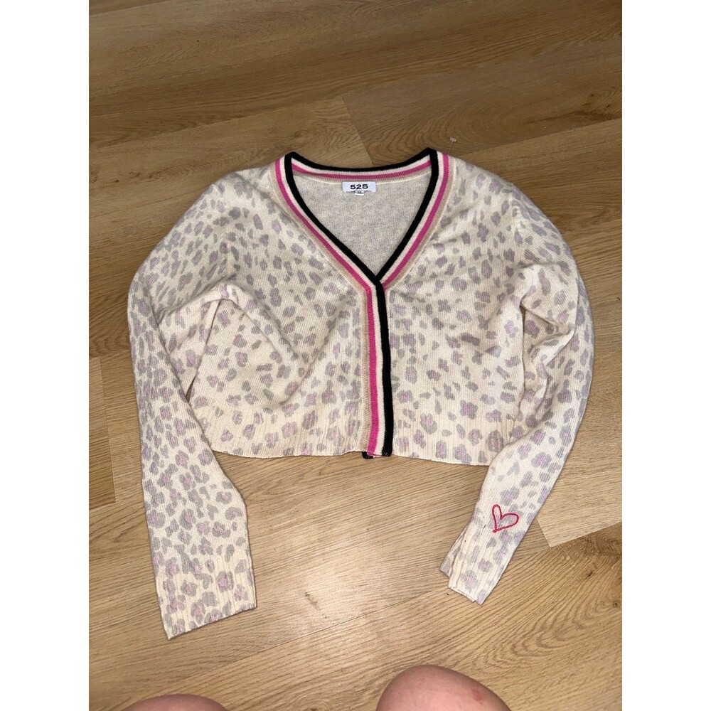 525 cheetah cropped cashmere sweater